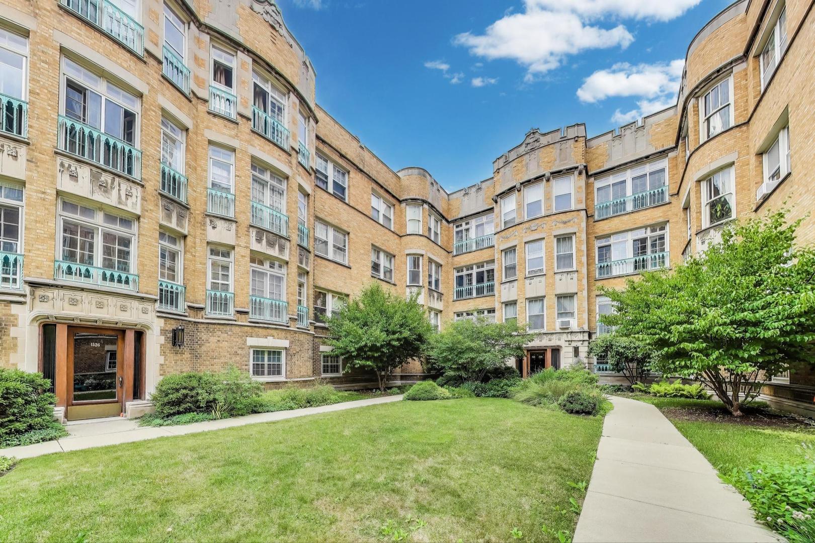 1532 E 59th Street J3