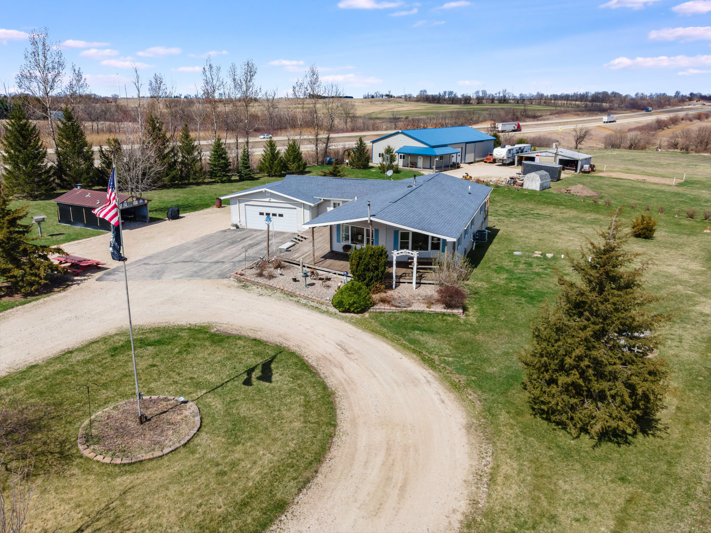 2956 Welland Road