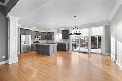 Tiny photo for 1410 Broad Creek Road, Bloomington, IL 61704 (MLS # 12521189)