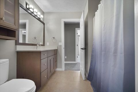 Tiny photo for 1410 Broad Creek Road, Bloomington, IL 61704 (MLS # 12521189)