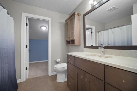 Tiny photo for 1410 Broad Creek Road, Bloomington, IL 61704 (MLS # 12521189)