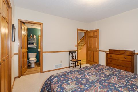 Tiny photo for 41 Ravenwood Circle, Bloomington, IL 61704 (MLS # 12452846)