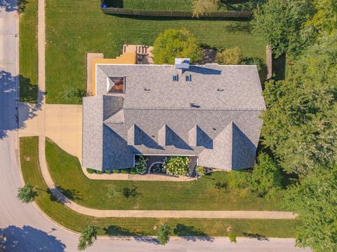 Tiny photo for 41 Ravenwood Circle, Bloomington, IL 61704 (MLS # 12452846)