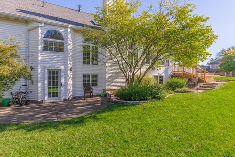 Tiny photo for 41 Ravenwood Circle, Bloomington, IL 61704 (MLS # 12452846)