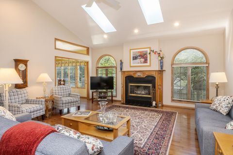 Tiny photo for 41 Ravenwood Circle, Bloomington, IL 61704 (MLS # 12452846)