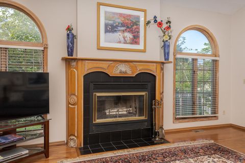 Tiny photo for 41 Ravenwood Circle, Bloomington, IL 61704 (MLS # 12452846)