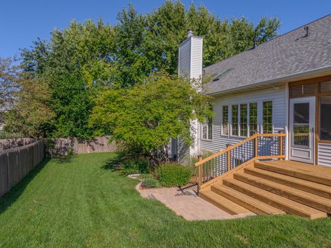 Tiny photo for 41 Ravenwood Circle, Bloomington, IL 61704 (MLS # 12452846)