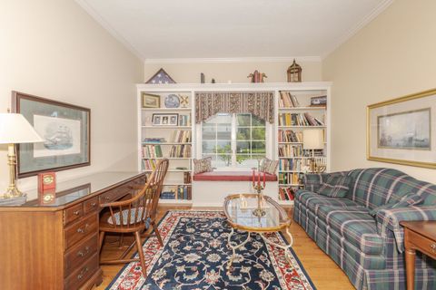 Tiny photo for 41 Ravenwood Circle, Bloomington, IL 61704 (MLS # 12452846)