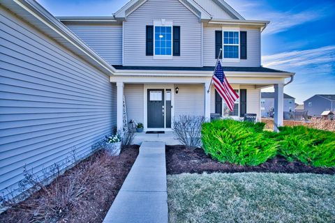 Tiny photo for 574 Coach Road, Yorkville, IL 60560 (MLS # 12583988)