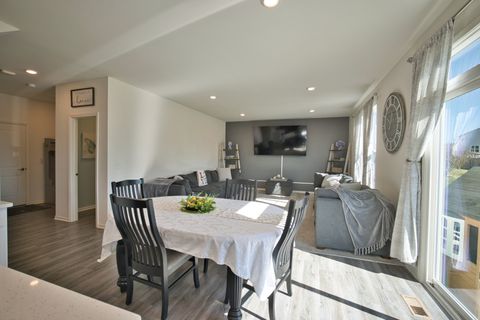 Tiny photo for 574 Coach Road, Yorkville, IL 60560 (MLS # 12583988)