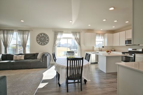 Tiny photo for 574 Coach Road, Yorkville, IL 60560 (MLS # 12583988)