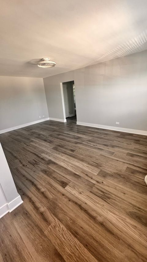 Tiny photo for 2422 W Berwyn Avenue #309, Chicago, IL 60625 (MLS # 12488495)