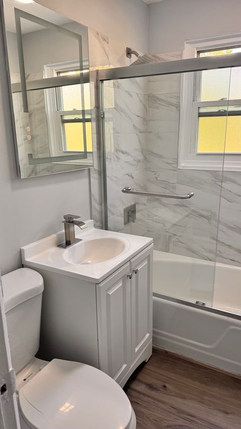 Tiny photo for 2422 W Berwyn Avenue #309, Chicago, IL 60625 (MLS # 12488495)