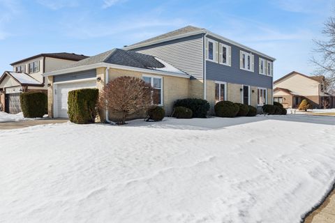 Tiny photo for 1458 Kingston Court, Des Plaines, IL 60018 (MLS # 12525734)