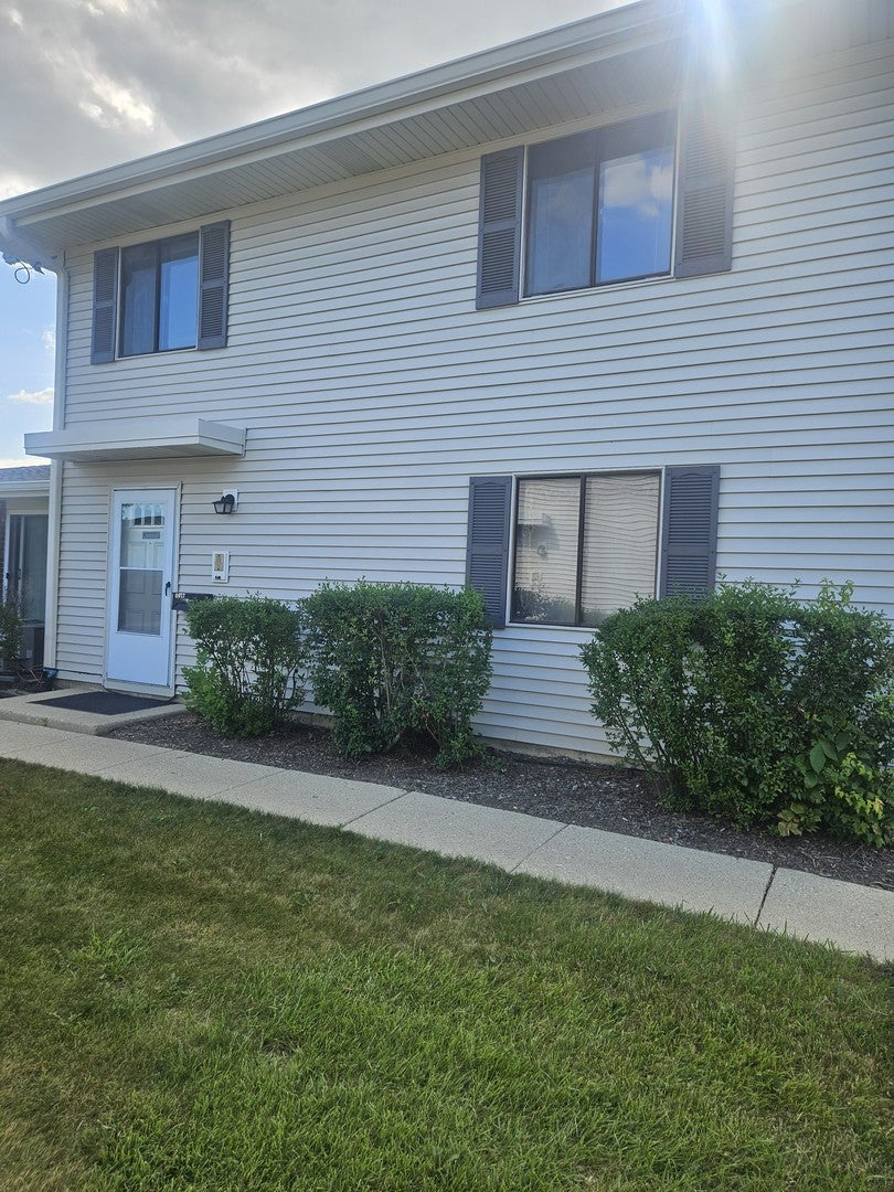 1037 Quanset Court 1037