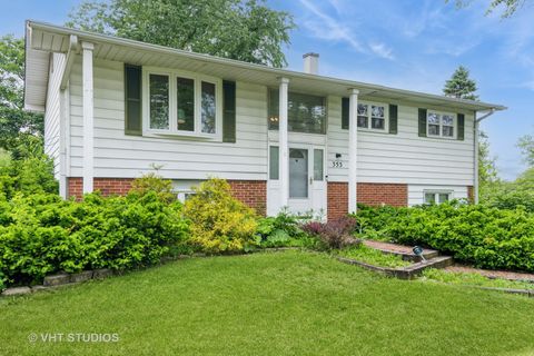 Photo of 21W353 Drury Lane, Lombard, IL 60148 (MLS # 12421756)