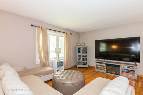 Tiny photo for 21W353 Drury Lane, Lombard, IL 60148 (MLS # 12421756)