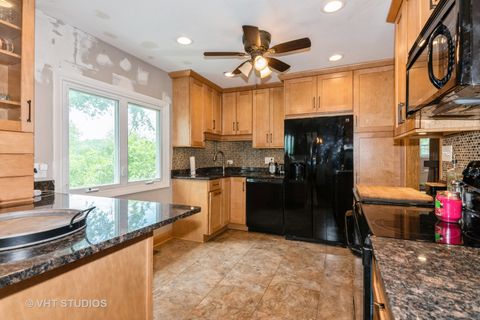 Tiny photo for 21W353 Drury Lane, Lombard, IL 60148 (MLS # 12421756)