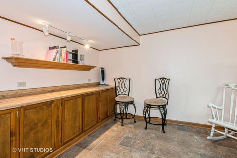 Tiny photo for 21W353 Drury Lane, Lombard, IL 60148 (MLS # 12421756)