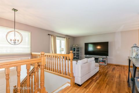 Tiny photo for 21W353 Drury Lane, Lombard, IL 60148 (MLS # 12421756)