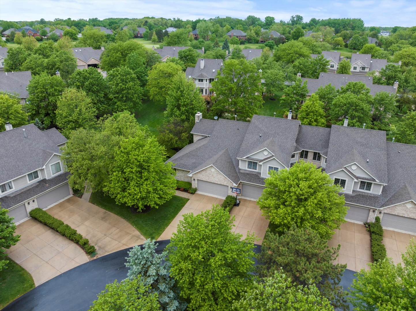 16 Pine Needles Drive
