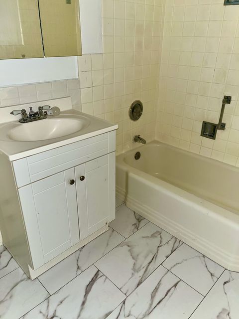 Tiny photo for 6301 N Sheridan Road #11N, Chicago, IL 60660 (MLS # 12617697)