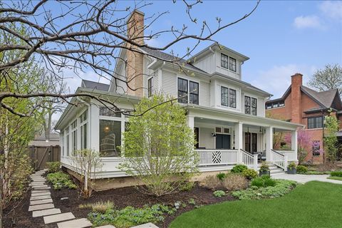 Tiny photo for 610 Forest Avenue, Wilmette, IL 60091 (MLS # 12605862)