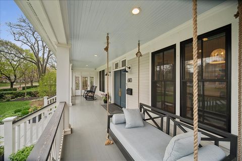Tiny photo for 610 Forest Avenue, Wilmette, IL 60091 (MLS # 12605862)