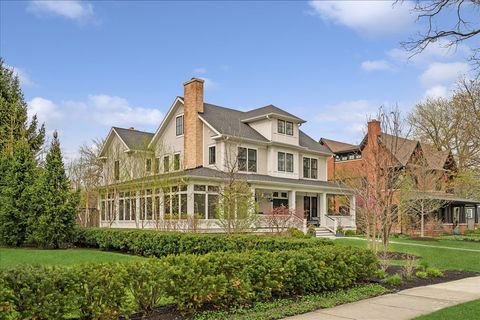 Tiny photo for 610 Forest Avenue, Wilmette, IL 60091 (MLS # 12605862)