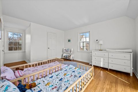 Tiny photo for 220 Sunset Ridge Road, Northfield, IL 60093 (MLS # 12589377)