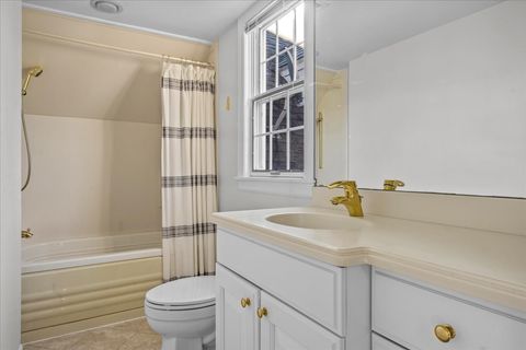 Tiny photo for 220 Sunset Ridge Road, Northfield, IL 60093 (MLS # 12589377)