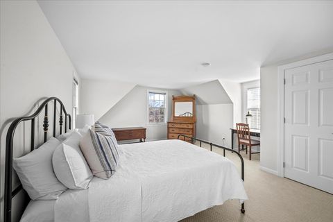 Tiny photo for 220 Sunset Ridge Road, Northfield, IL 60093 (MLS # 12589377)