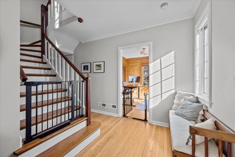 Tiny photo for 220 Sunset Ridge Road, Northfield, IL 60093 (MLS # 12589377)