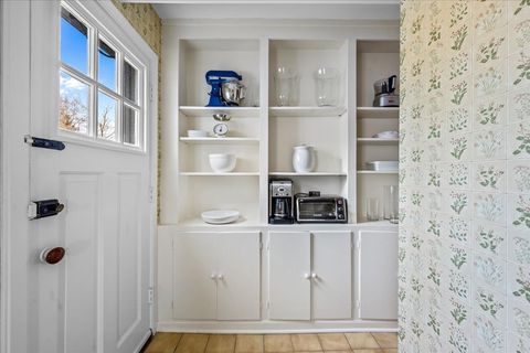 Tiny photo for 220 Sunset Ridge Road, Northfield, IL 60093 (MLS # 12589377)