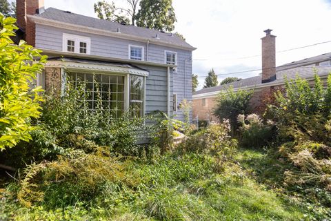 Tiny photo for 5832 N Kenton Avenue, Chicago, IL 60646 (MLS # 12490165)