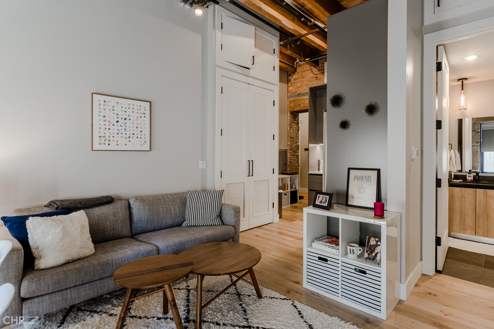 729 N Sangamon Street 206