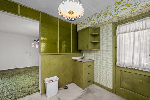 Tiny photo for 124 E Mill Street, Kewanee, IL 61443 (MLS # 12580391)