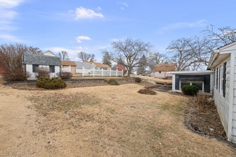 Tiny photo for 124 E Mill Street, Kewanee, IL 61443 (MLS # 12580391)