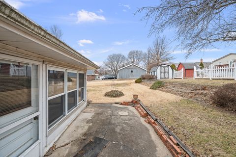 Tiny photo for 124 E Mill Street, Kewanee, IL 61443 (MLS # 12580391)