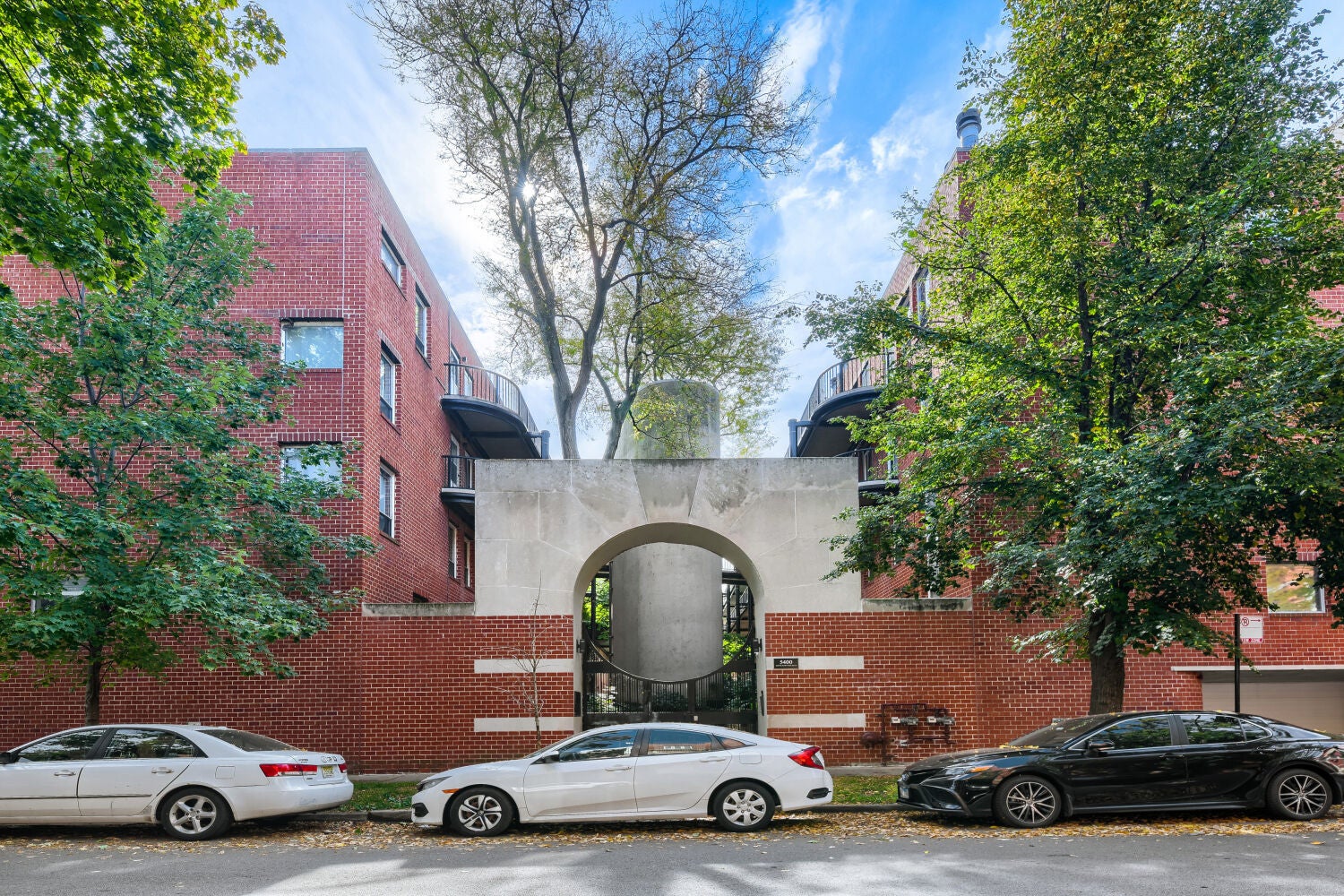 5400 S Hyde Park Boulevard D7