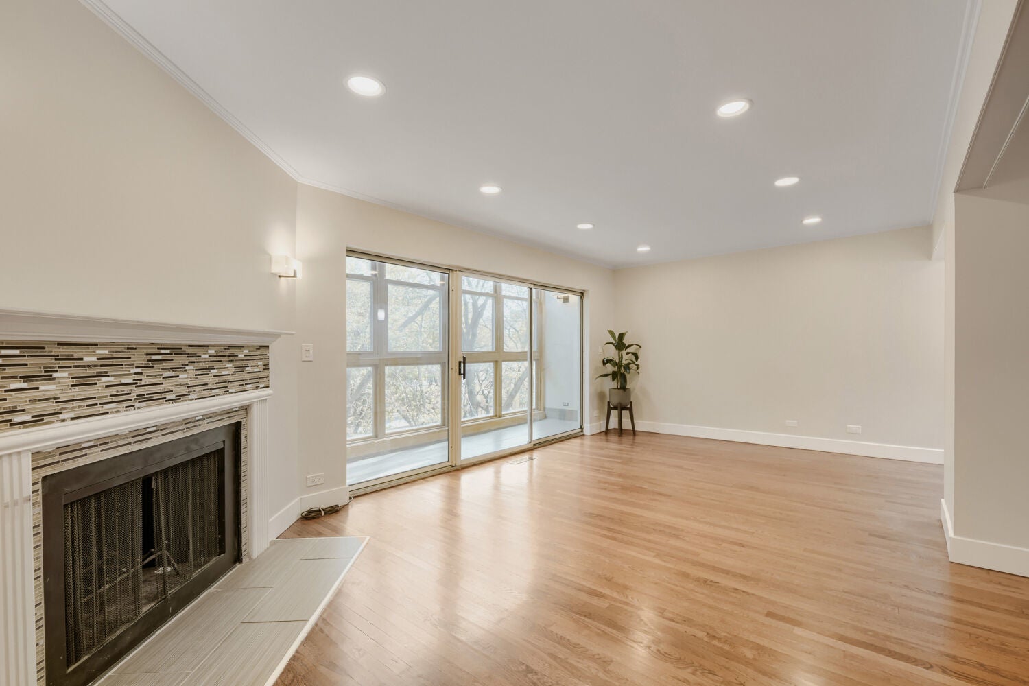 5400 S Hyde Park Boulevard D7