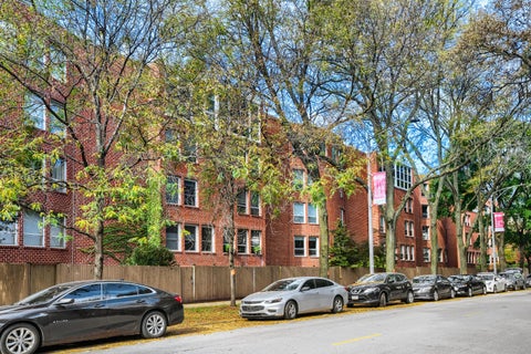 Photo of 5400 S Hyde Park Boulevard #D7, Chicago, IL 60615 (MLS # 12785942)