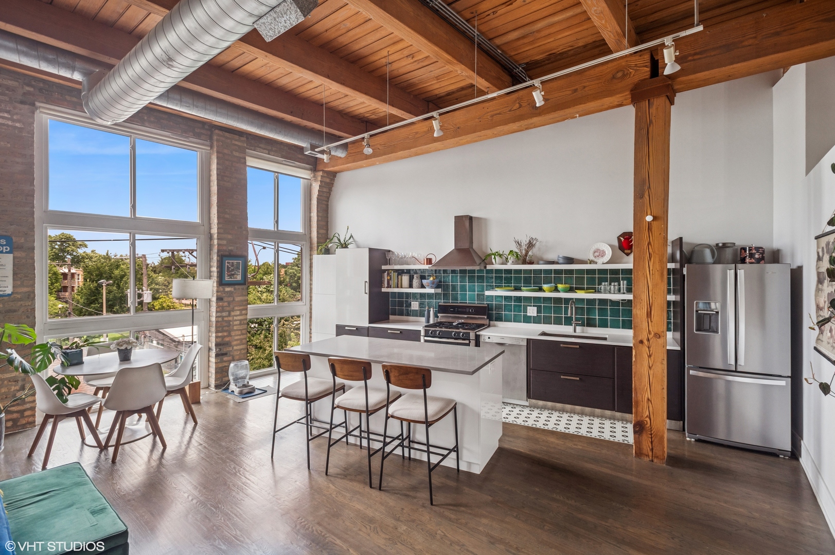 2544 W North Avenue 3D