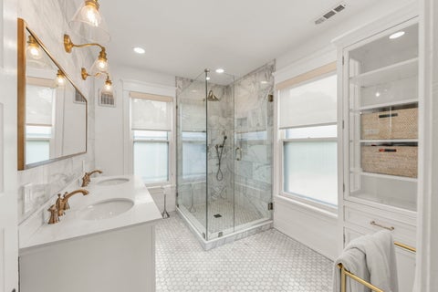 Tiny photo for 726 N Wheaton Avenue, Wheaton, IL 60187 (MLS # 12578979)