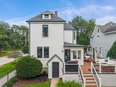 Tiny photo for 726 N Wheaton Avenue, Wheaton, IL 60187 (MLS # 12578979)