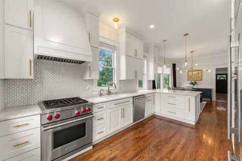 Tiny photo for 726 N Wheaton Avenue, Wheaton, IL 60187 (MLS # 12578979)