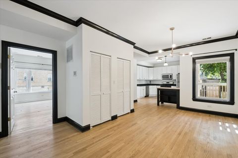 Tiny photo for 1057 W Thorndale Avenue #1, Chicago, IL 60660 (MLS # 12472885)