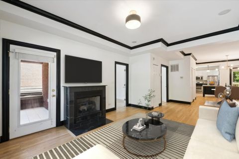 Tiny photo for 1057 W Thorndale Avenue #1, Chicago, IL 60660 (MLS # 12472885)