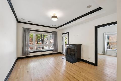Tiny photo for 1057 W Thorndale Avenue #1, Chicago, IL 60660 (MLS # 12472885)