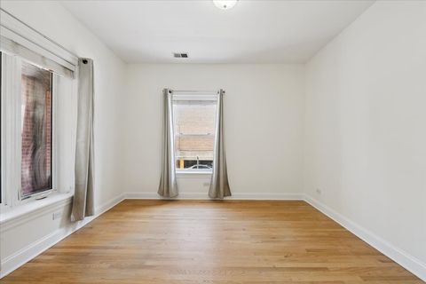 Tiny photo for 1057 W Thorndale Avenue #1, Chicago, IL 60660 (MLS # 12472885)